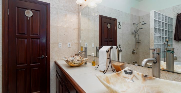 A4-Bath1-1